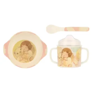 Set pappa THUN in melamina di colore bianco e rosa con piatto, bicchierino e cucchiaio, decorati con un angelo e un orsetto.