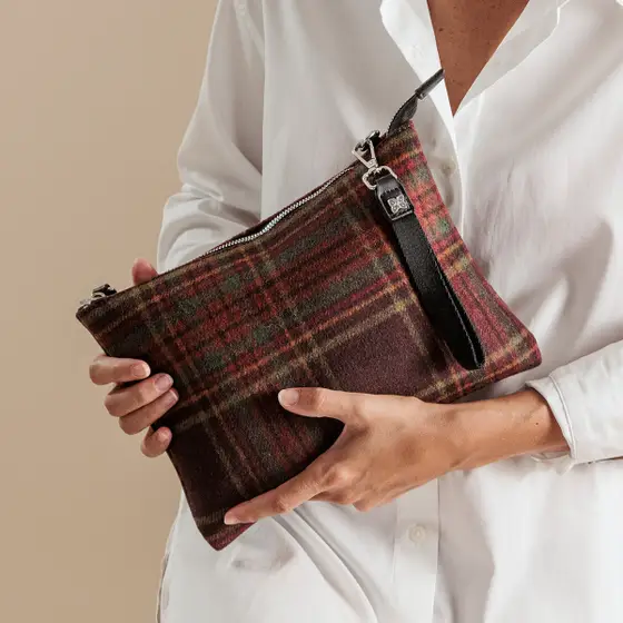 Busta/borsa in tartan scuro, grande Thun